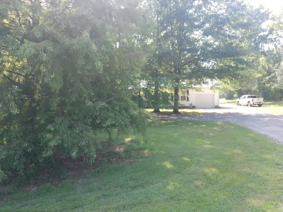 2631 Husband Road, Paducah, KY 42003 - #2
