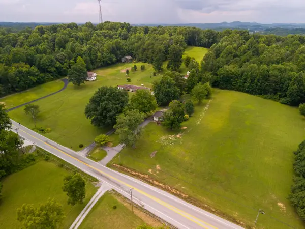 6616 Barbourville Road, London, KY 40744