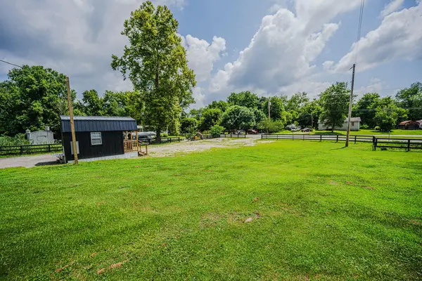 1019 Black Creek Road, Clay City, KY 40312