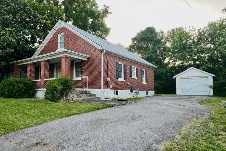 116 Meader Street, Campbellsville, KY 42718 - #2