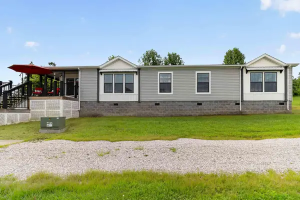 126 Linda Lou Lane, Science Hill, KY 42553