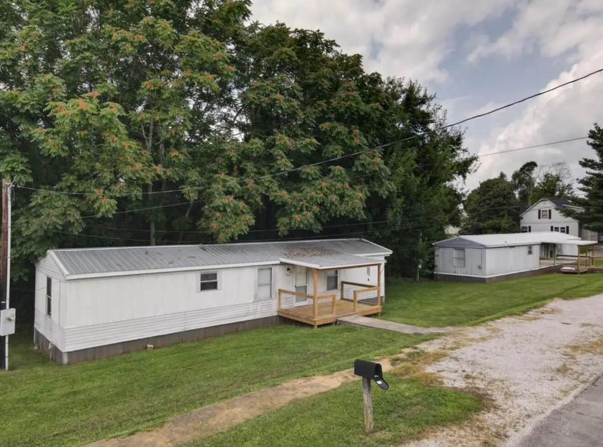16 E High Street, Monticello, KY 42633 - #1