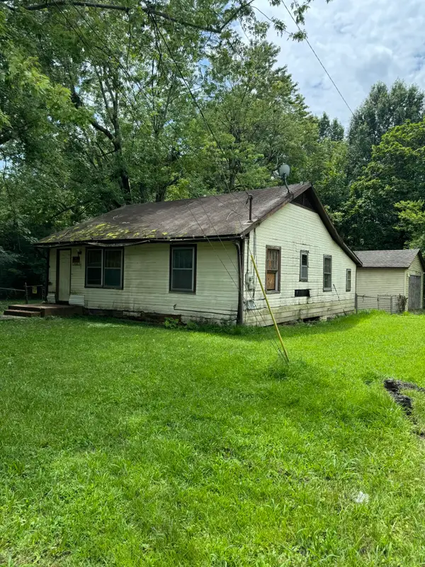 1601 Alexander Avenue, Paducah, KY 42003