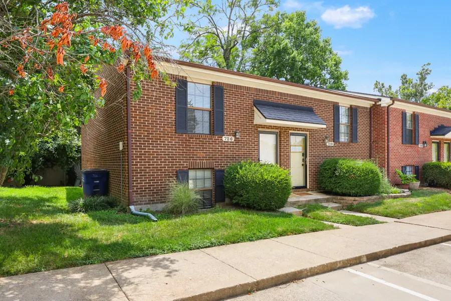 726 Spring Meadows Drive, Lexington, KY 40504 - #3