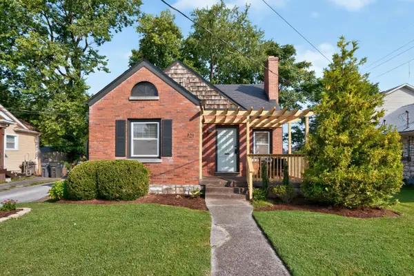 721 Headley Avenue, Lexington, KY 40508