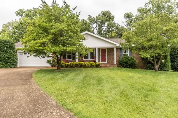 302 Springmont Drive, Hopkinsville, KY 42240