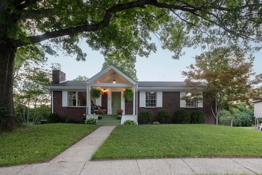 3337 Crown Crest Road, Lexington, KY 40517 - #2
