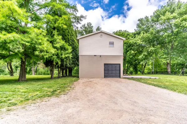 2897 College Hill Road, Waco, KY 40385