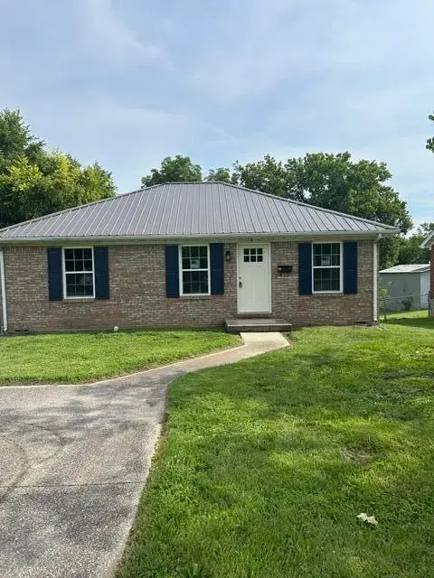909 E Irvine Street, Richmond, KY 40475 - #2