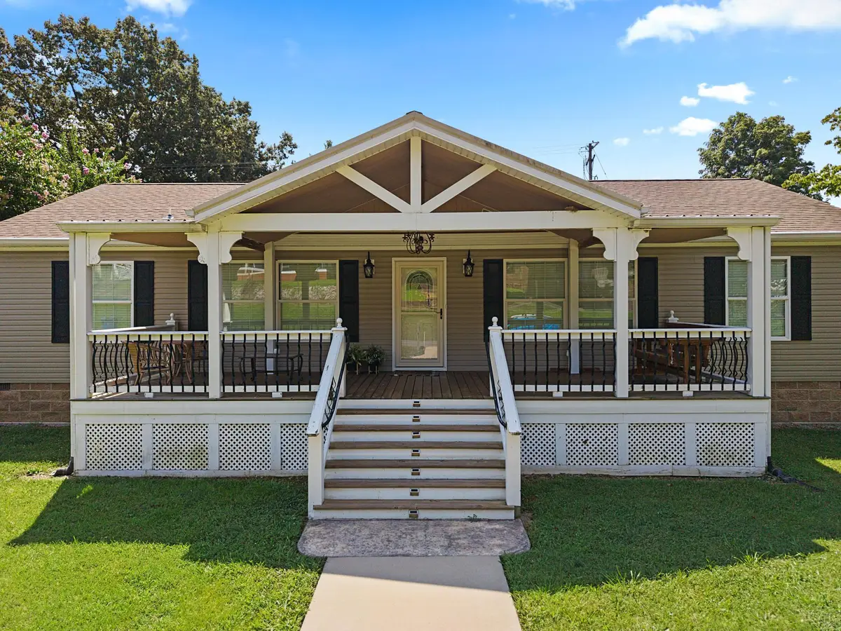 1431 Lake Barkley Drive, Kuttawa, KY 42055 - #1