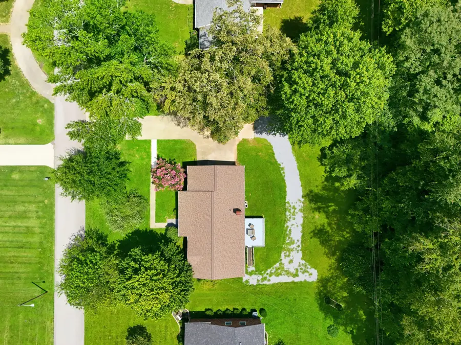 305 Redwood Drive, Stanford, KY 40484 - #3
