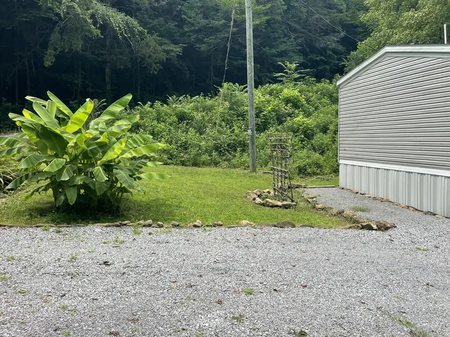 238 Coal Stone Branch Road, Miracle, KY 40856 - #3