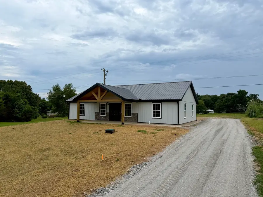 111 Crestview Lane, Cadiz, KY 42211 - #2