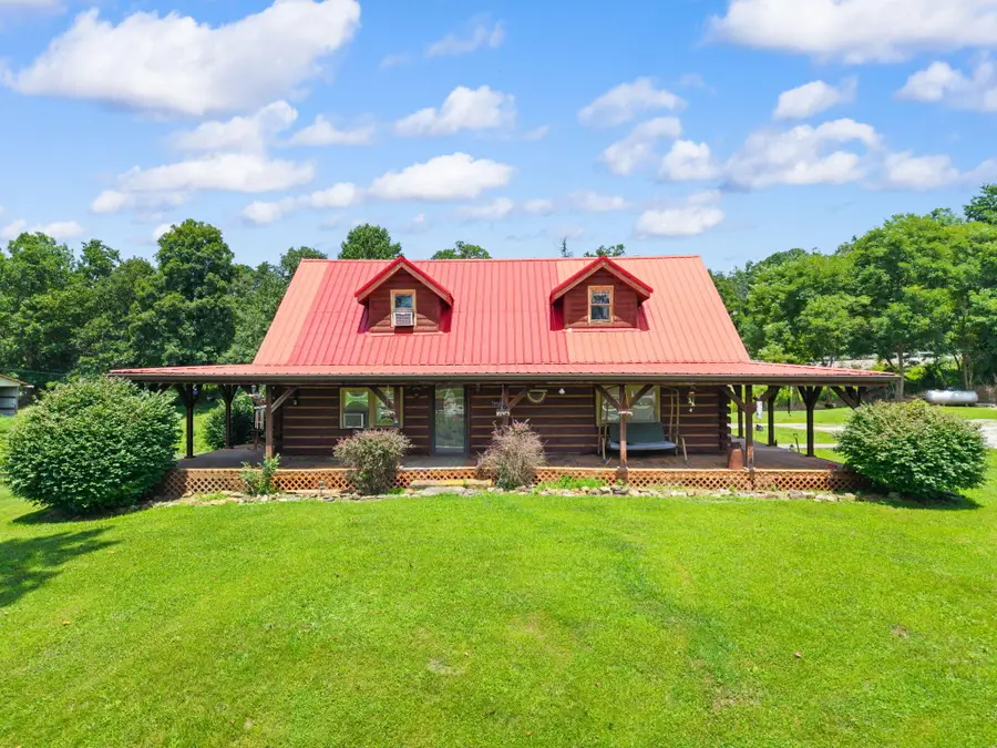 3192 Ky-15, Campton, KY 41301 - #3