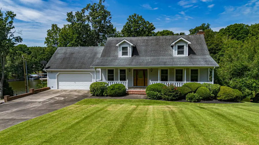 615 W Dogwood Drive, Kuttawa, KY 42055 - #2