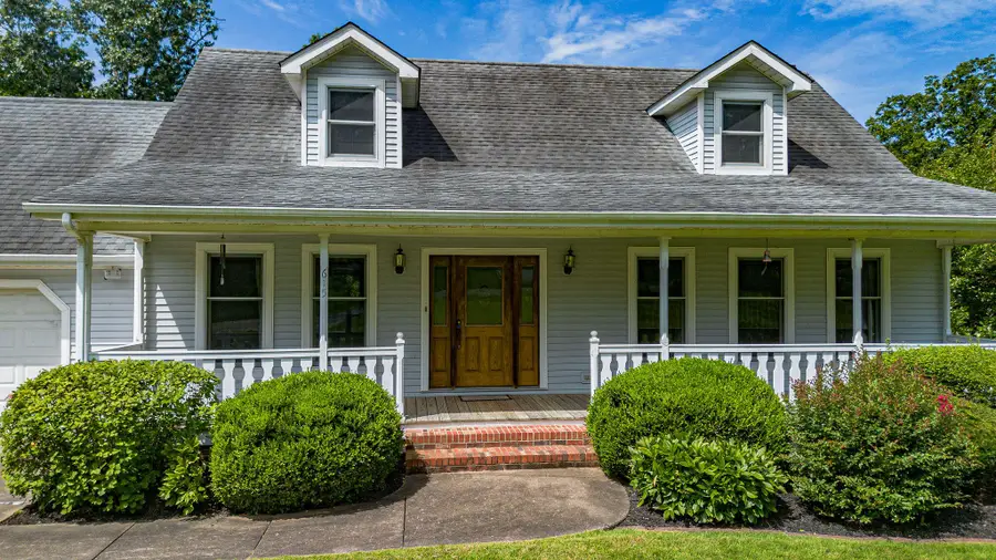 615 W Dogwood Drive, Kuttawa, KY 42055 - #3