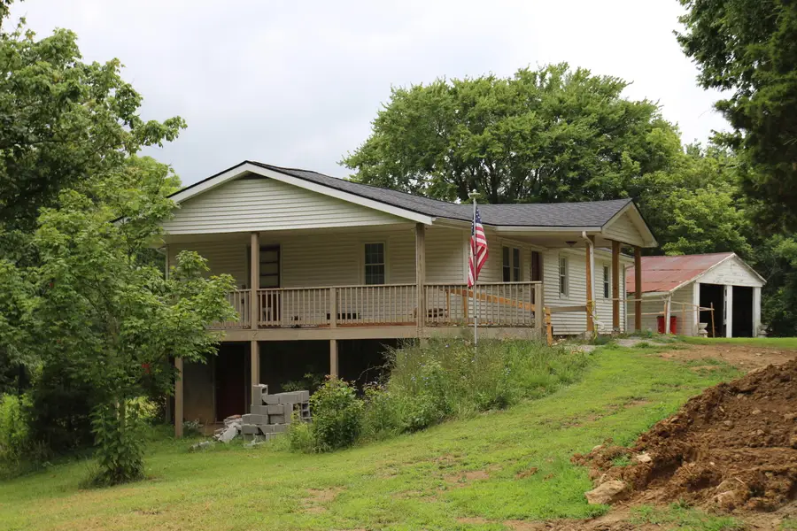 295 Saint Johns Road, Frankfort, KY 40601 - #3