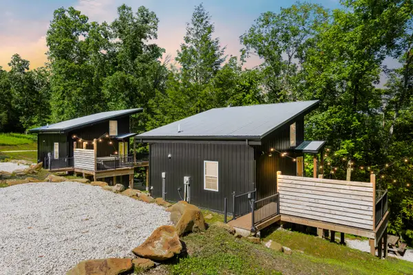 883 & 885 Booth Ridge Road, Rogers, KY 41365