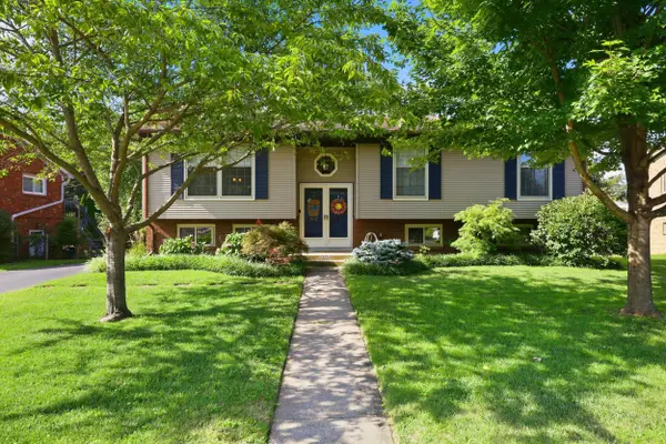 560 Cromwell Way, Lexington, KY 40503