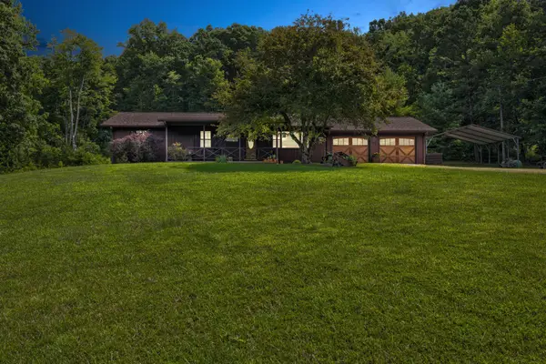 3425 Ky-986, Olive Hill, KY 41164