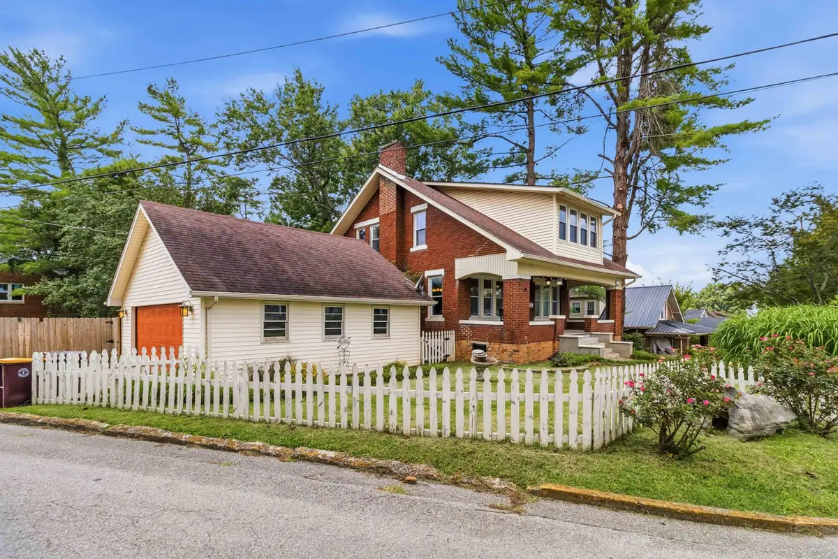 138 Crawford Avenue, Somerset, KY 42501 - #1