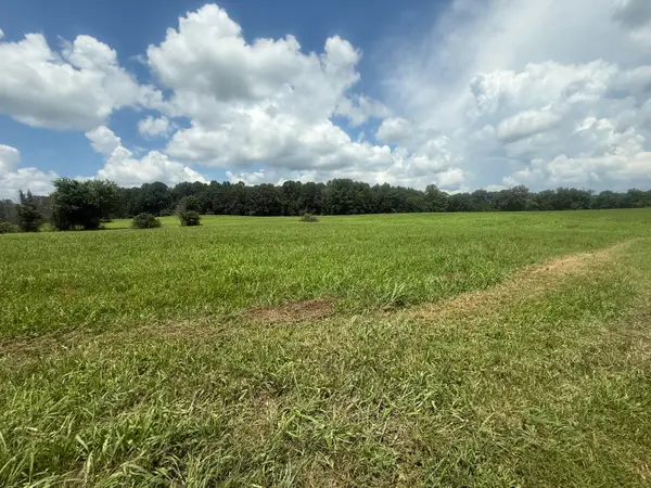 88 Peninsula Boulevard, Jamestown, KY 42629