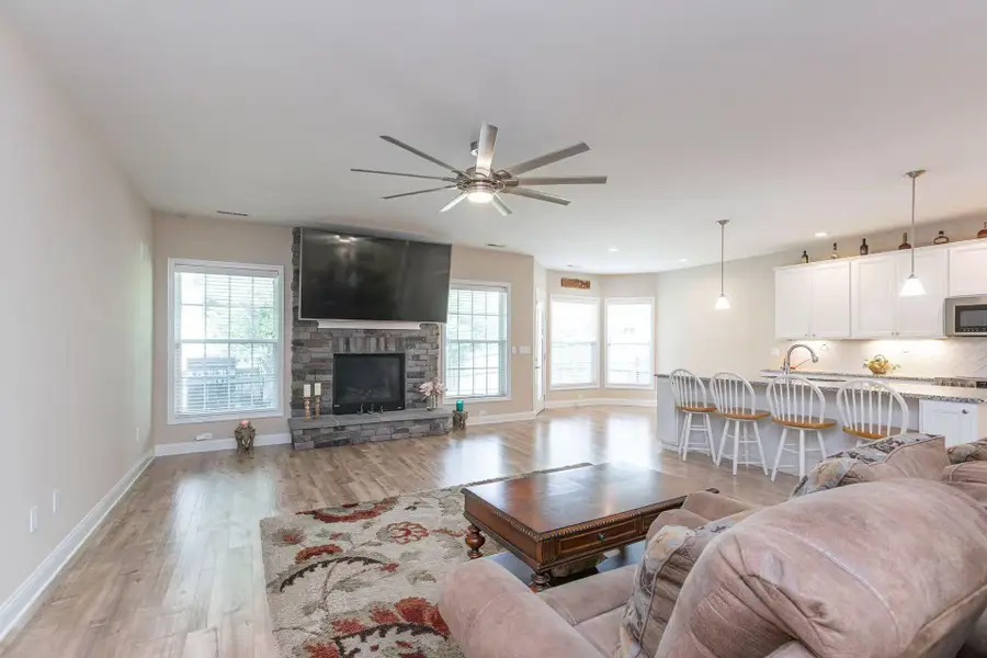 2708 Sandersville Road, Lexington, KY 40511 - #3