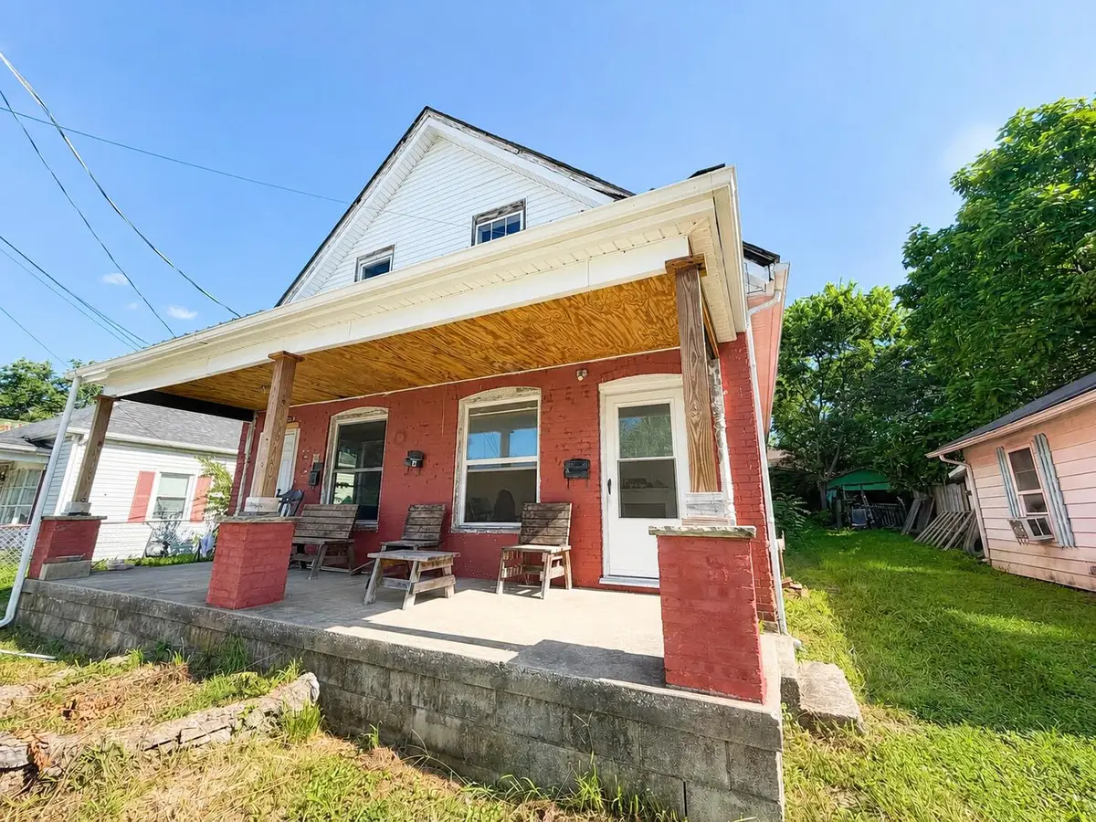 107 Ross Street, Nicholasville, KY 40356 - #1