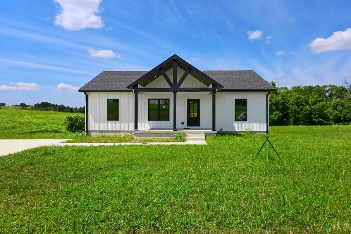 82 Temple Drive, Springfield, KY 40069 - #1