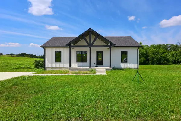 82 Temple Drive, Springfield, KY 40069