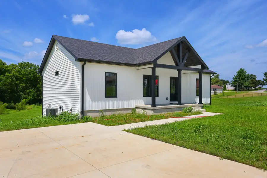 82 Temple Drive, Springfield, KY 40069 - #3