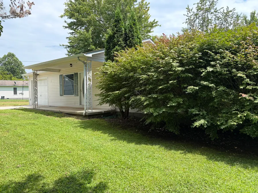 38 Jacqueline Drive, London, KY 40744 - #3