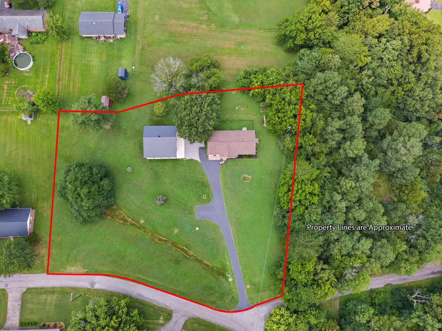 402 Harmon Drive, Marion, KY 42064 - #3