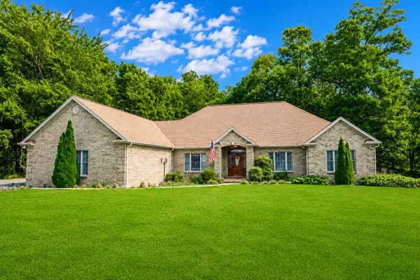 1209 Douglas Circle, Lawrenceburg, KY 40342