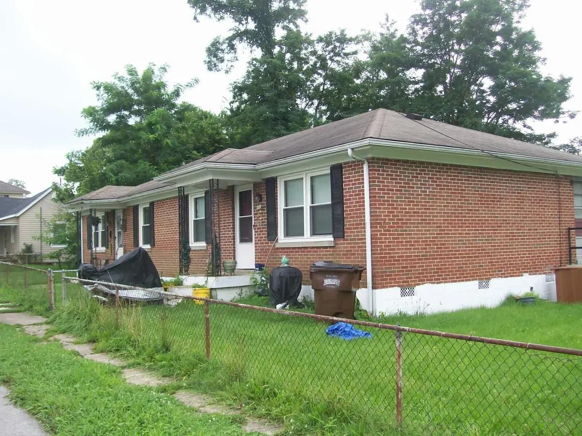 500-502 E 500-502 E Chestnut St Street, Nicholasville, KY 40356 - #1