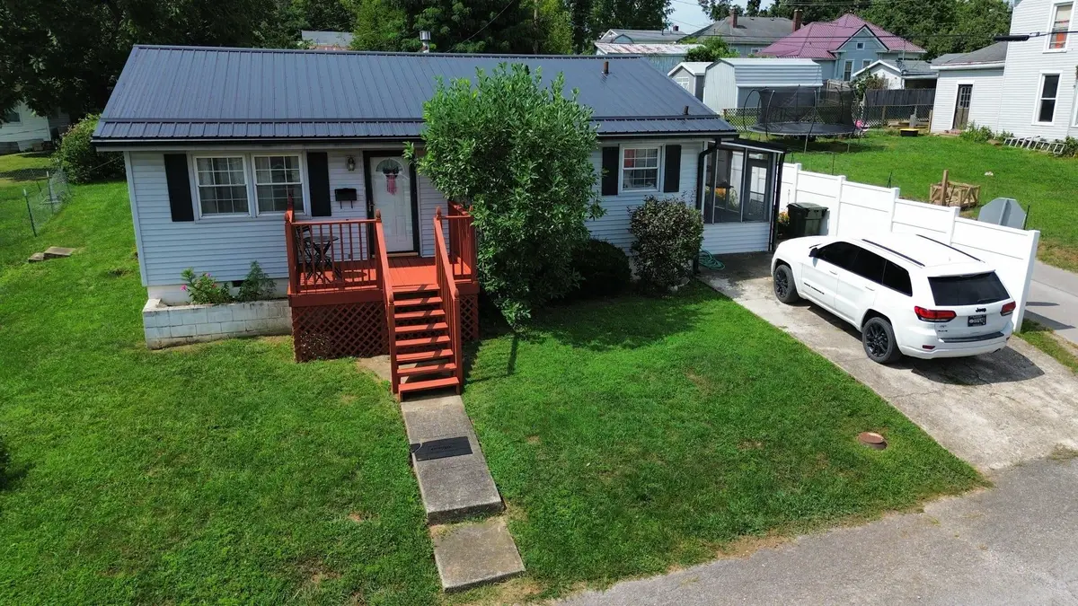 208 Tureman Avenue, Carlisle, KY 40311 - #1