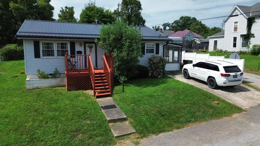 208 Tureman Avenue, Carlisle, KY 40311 - #3