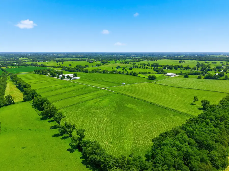 3945 W Leestown Road, Midway, KY 40347 - #2