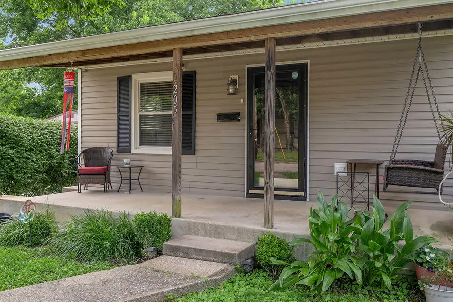 205 Jessamine Avenue, Nicholasville, KY 40356 - #3