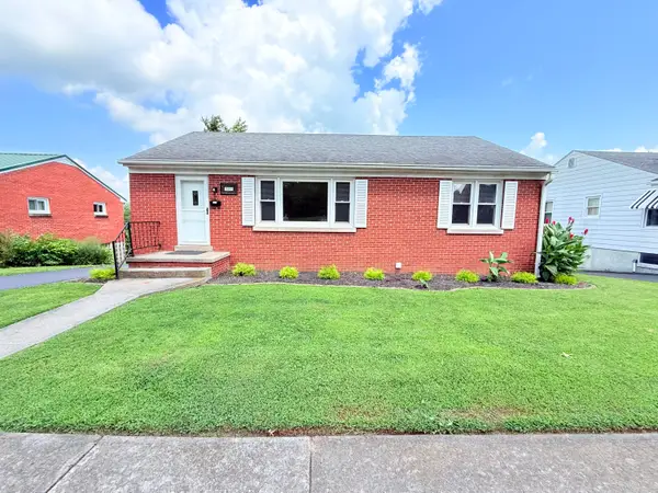 320 Creekview Drive, Paris, KY 40361