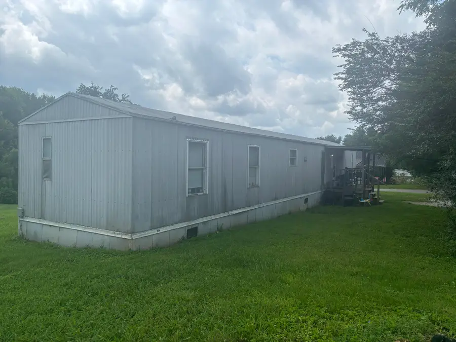 284 Lincoln Avenue, Monticello, KY 42633 - #3