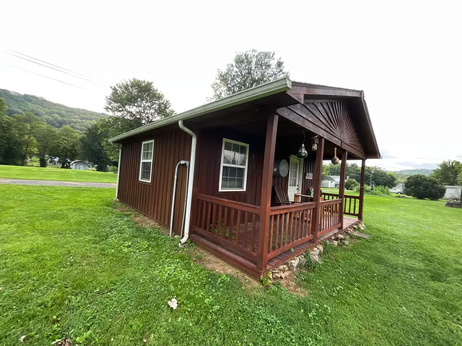 3210 Kentucky Hwy 198, Hustonville, KY 40437 - #2