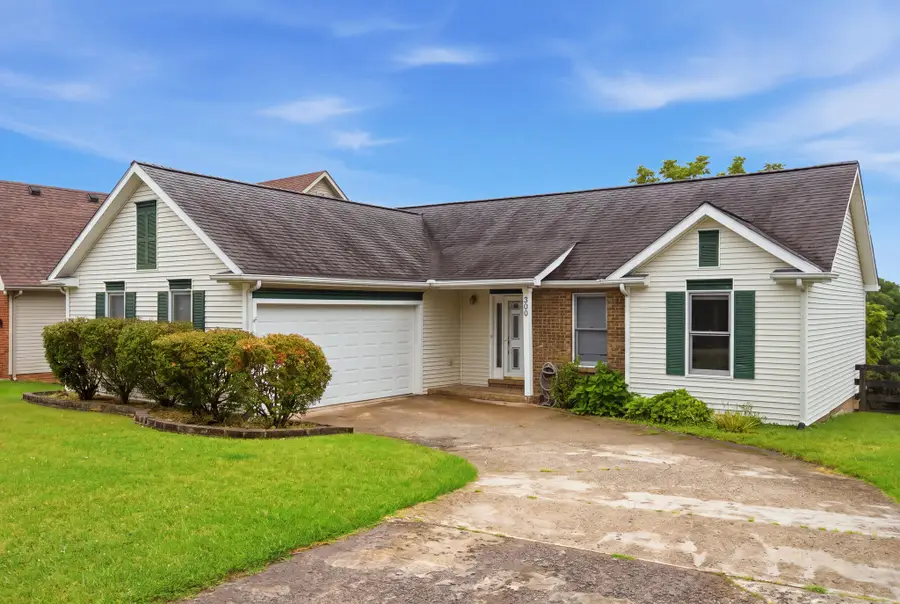 300 Lakeshore Circle, Georgetown, KY 40324 - #3