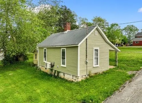 128 Fort Street, Harrodsburg, KY 40330 - #3