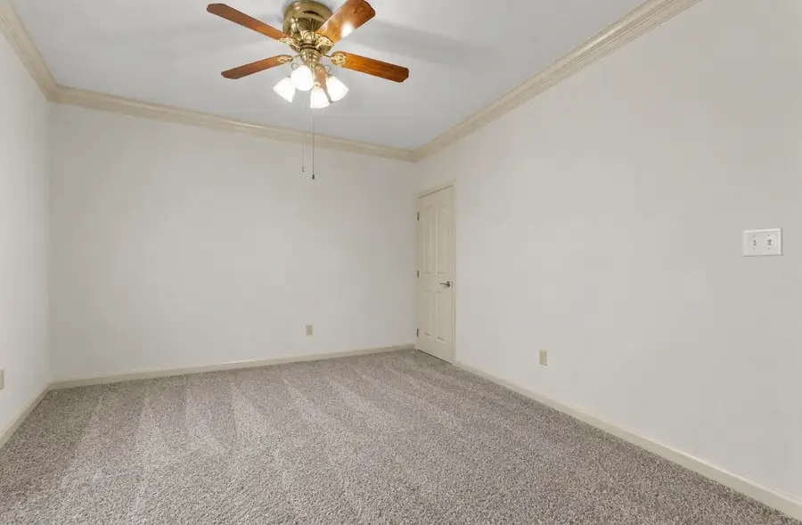402 Blue Rose Court, Louisville, KY 40223 - #3