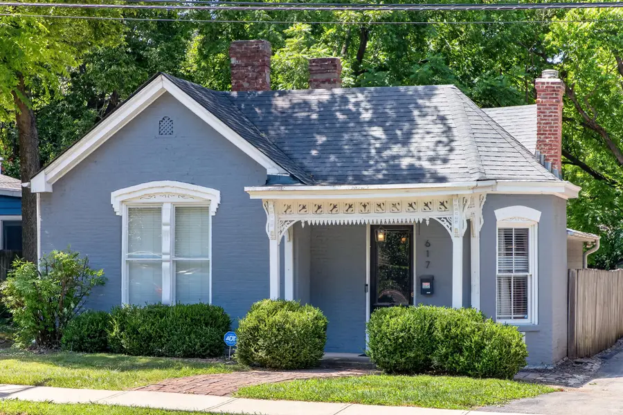 617 N Broadway, Lexington, KY 40508 - #2