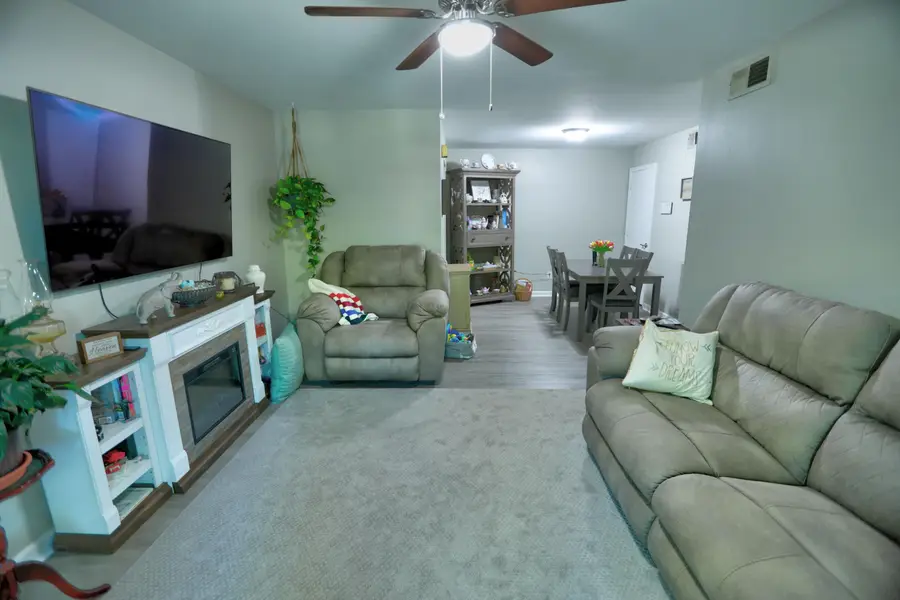 1080 Armstrong Mill Road #A, Lexington, KY 40517 - #3