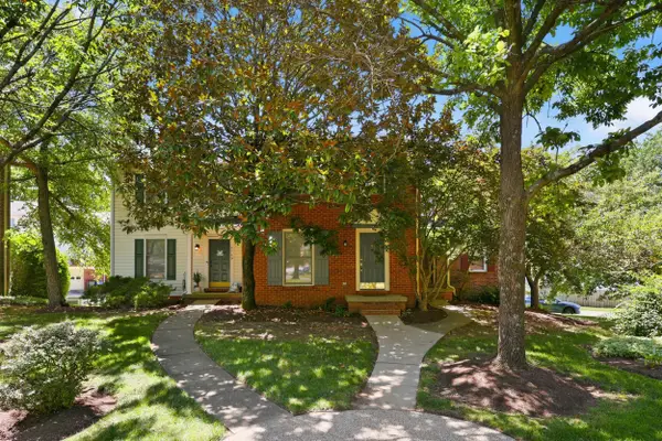 4747 Hartland Parkway, Lexington, KY 40515