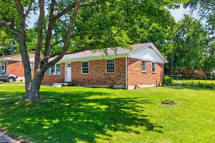 210 S Central Avenue, Nicholasville, KY 40356 - #3