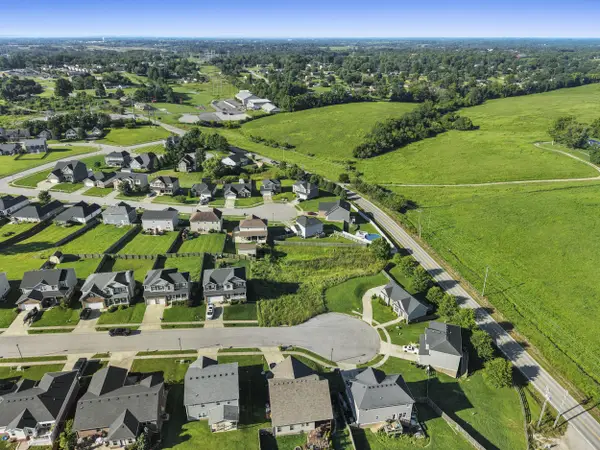 6033 Winning Colors Court, Richmond, KY 40475